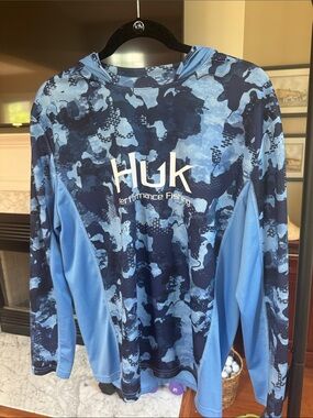 Huk Blue Camo Performance Fishing Hoodie